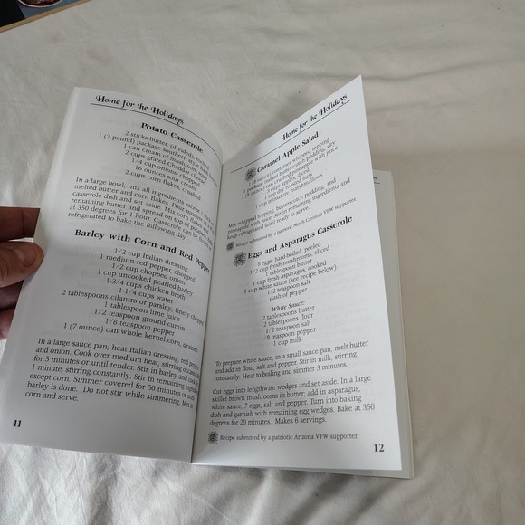 Vintage Home for the Holidays Volume 5 Holiday Recipes Veterans Cookbook VFW - Picture 4 of 6